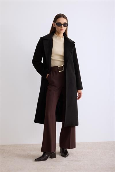 Astarlı Ara Boy Kaşe Kaban Siyah