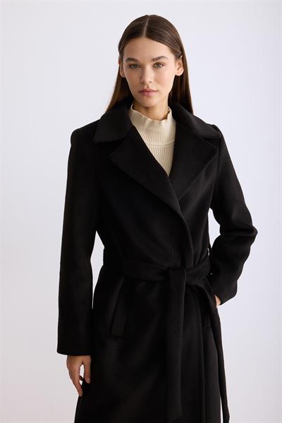 Astarlı Ara Boy Kaşe Kaban Siyah