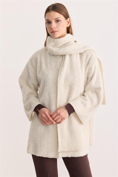 Atkılı Düğmeli Peluş Hırka Ekru
