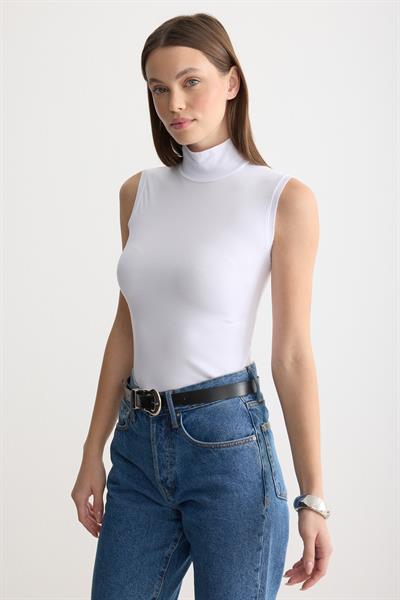 Balıkçı Yaka Sıfır Kol Penye Body Beyaz