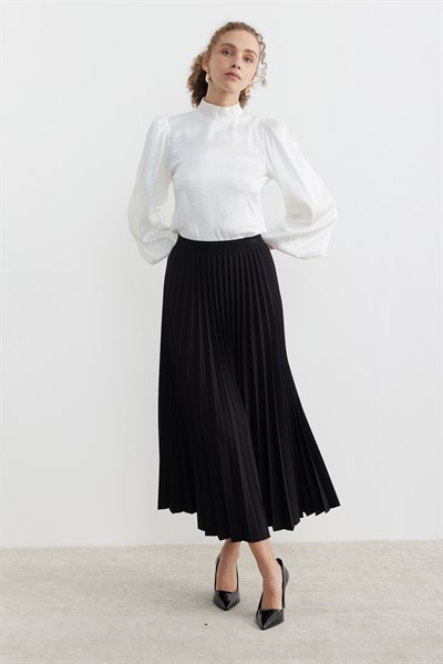 Beli lastikli Pliseli Etek Siyah