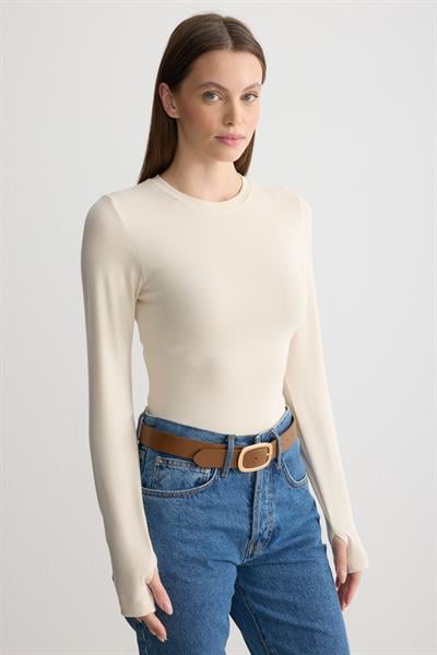 Bisiklet Yaka Parmak Geçmeli Body Bej