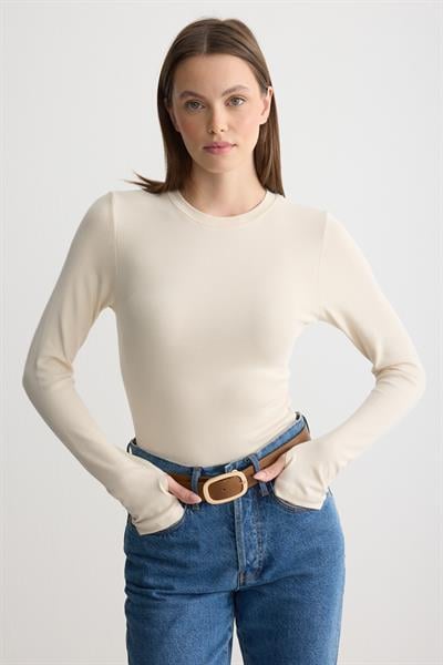 Bisiklet Yaka Parmak Geçmeli Body Bej