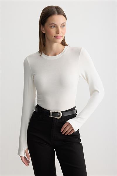 Bisiklet Yaka Parmak Geçmeli Body Ekru