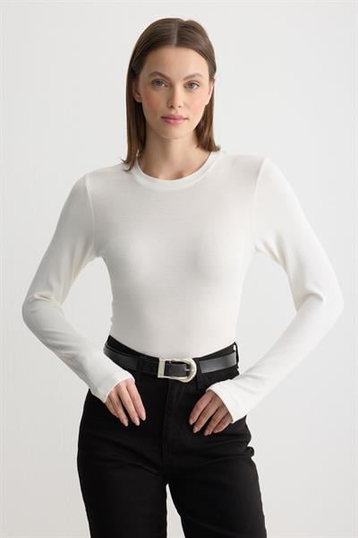 Bisiklet Yaka Parmak Geçmeli Body Ekru