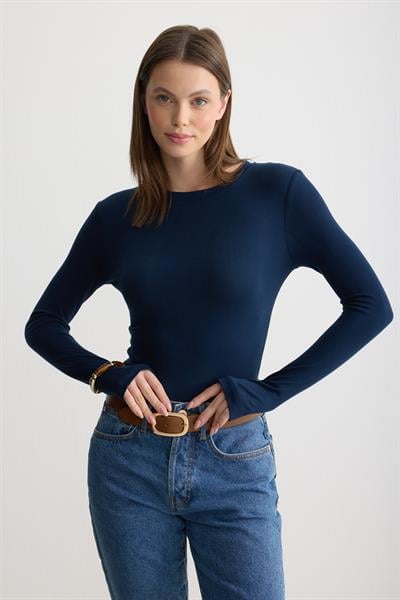 Bisiklet Yaka Parmak Geçmeli Body Lacivert