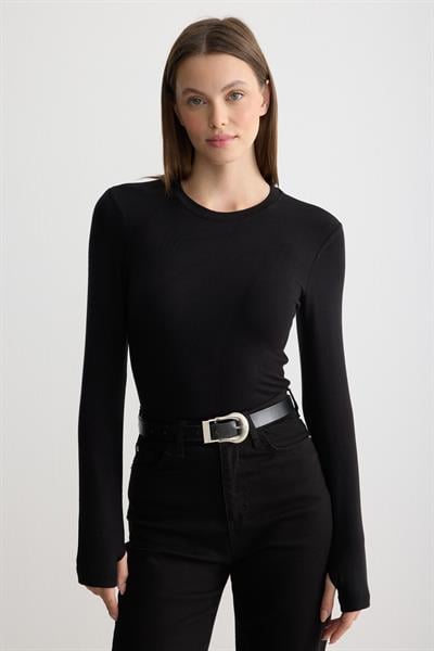 Bisiklet Yaka Parmak Geçmeli Body Siyah