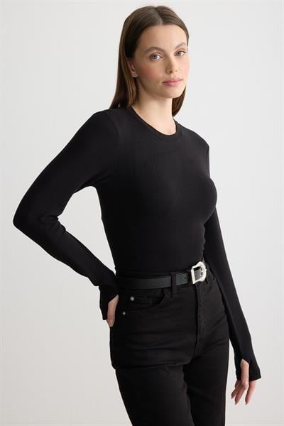 Bisiklet Yaka Parmak Geçmeli Body Siyah