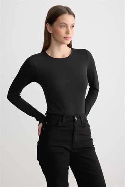 Bisiklet Yaka Parmak Geçmeli Çıtçıtlı Body Siyah