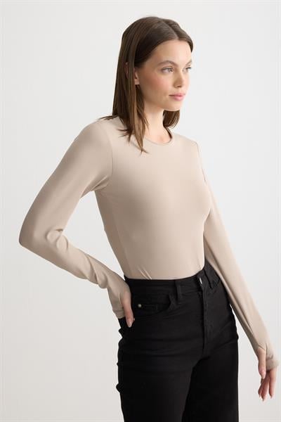 Bisiklet Yaka Parmak Geçmeli Çıtçıtlı Body Bej