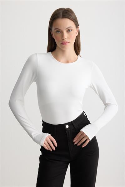 Bisiklet Yaka Parmak Geçmeli Çıtçıtlı Body Beyaz