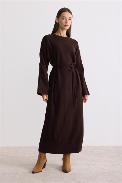 Kuşaklı Oversize Triko Elbise Acı Kahverengi