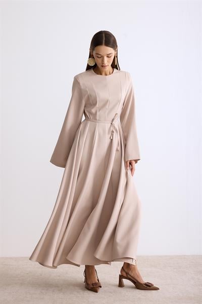 Vatkalı Evaze Elbise Bej