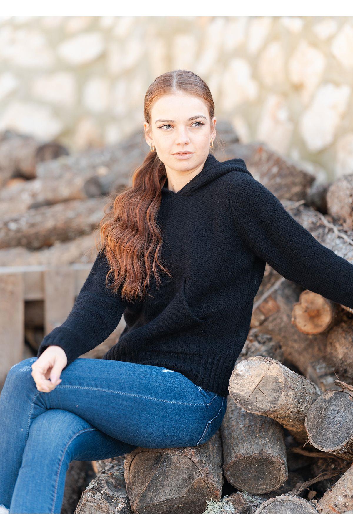 Kapüşonlu Kanguru Cepli Örme Sweatshirt