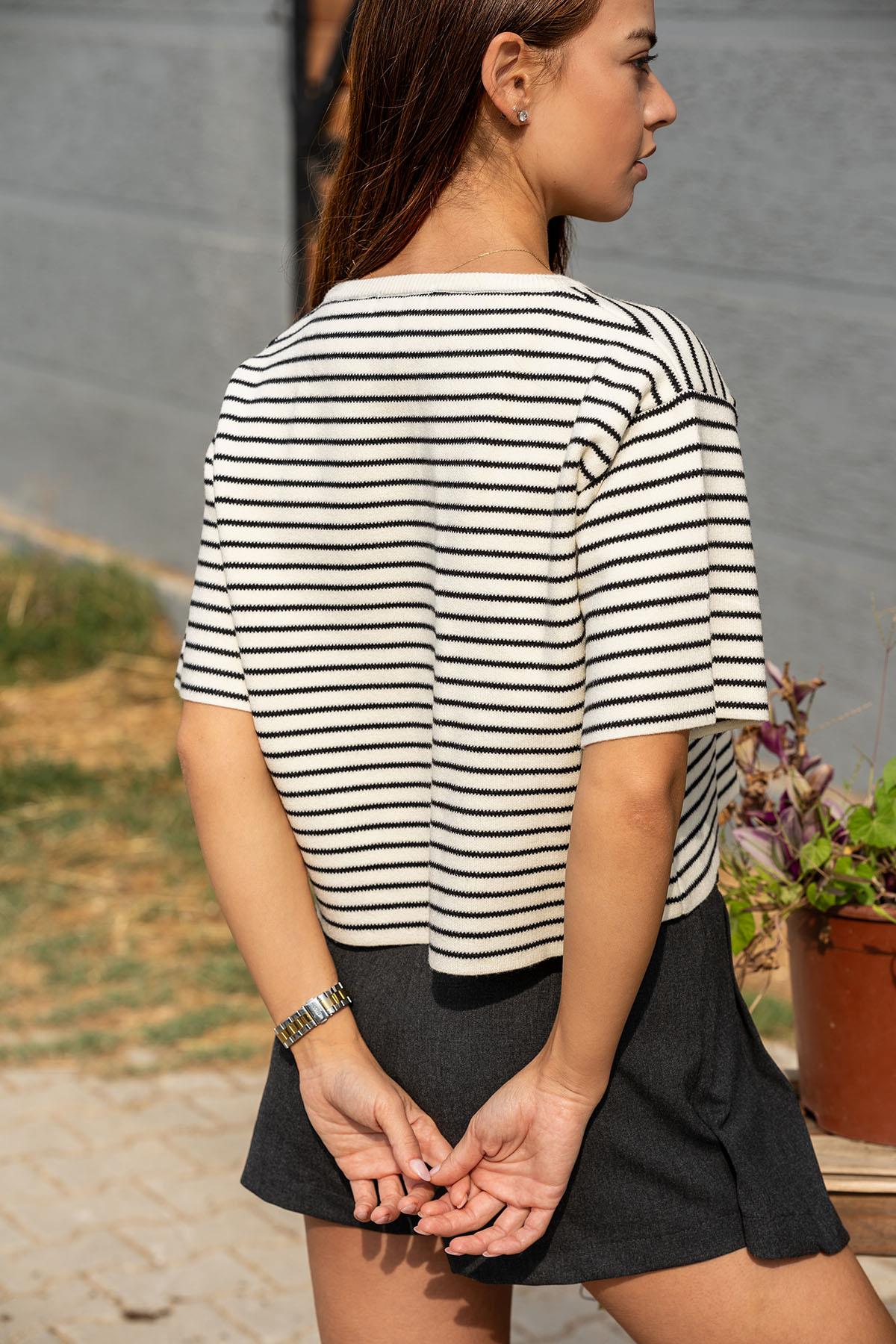 VerdeBlanco Çizgili Basic Bluz