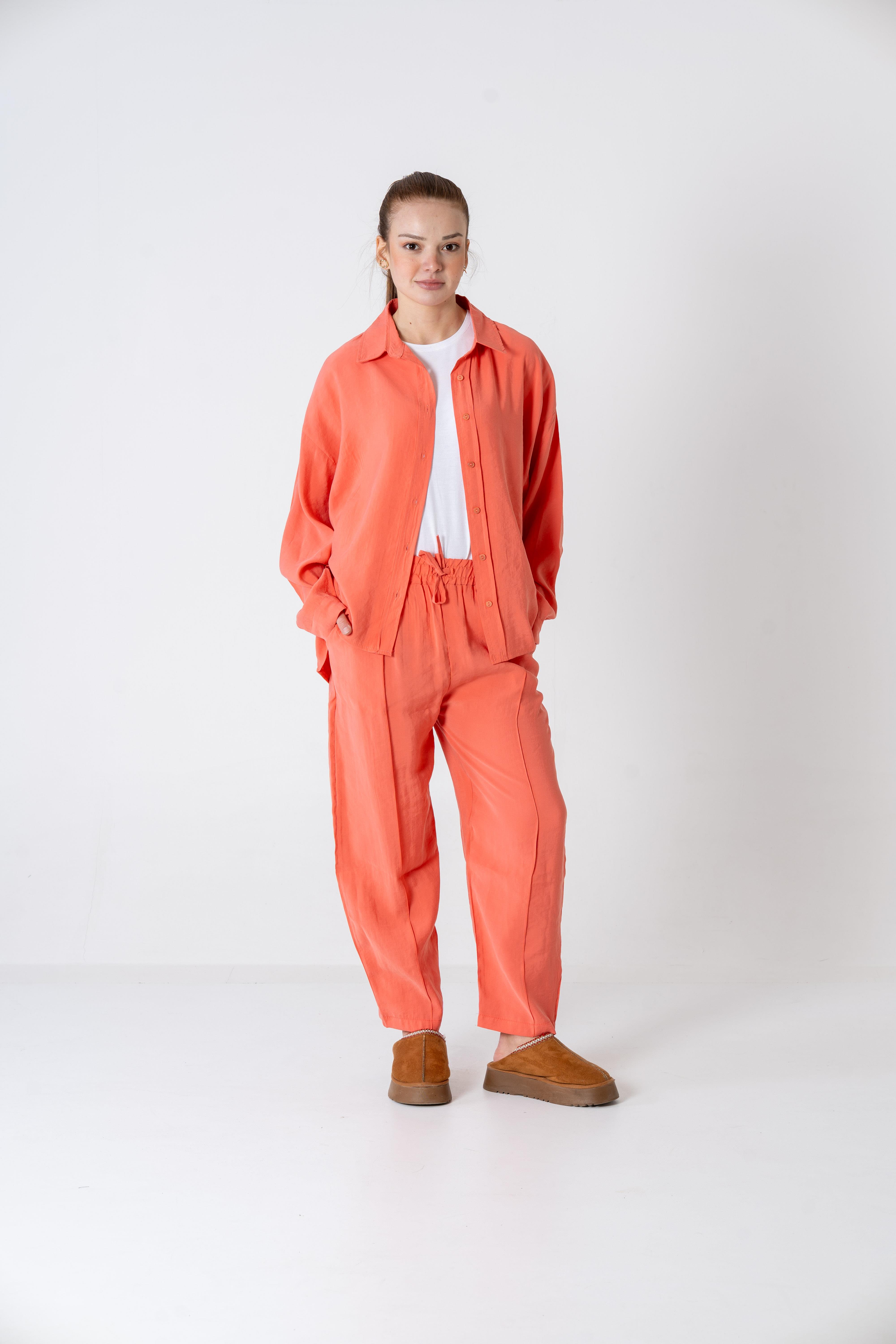 VerdeBlanco Oversize Önden Çimalı Pantolon ve Gömlek Takım Nar Çiçeği