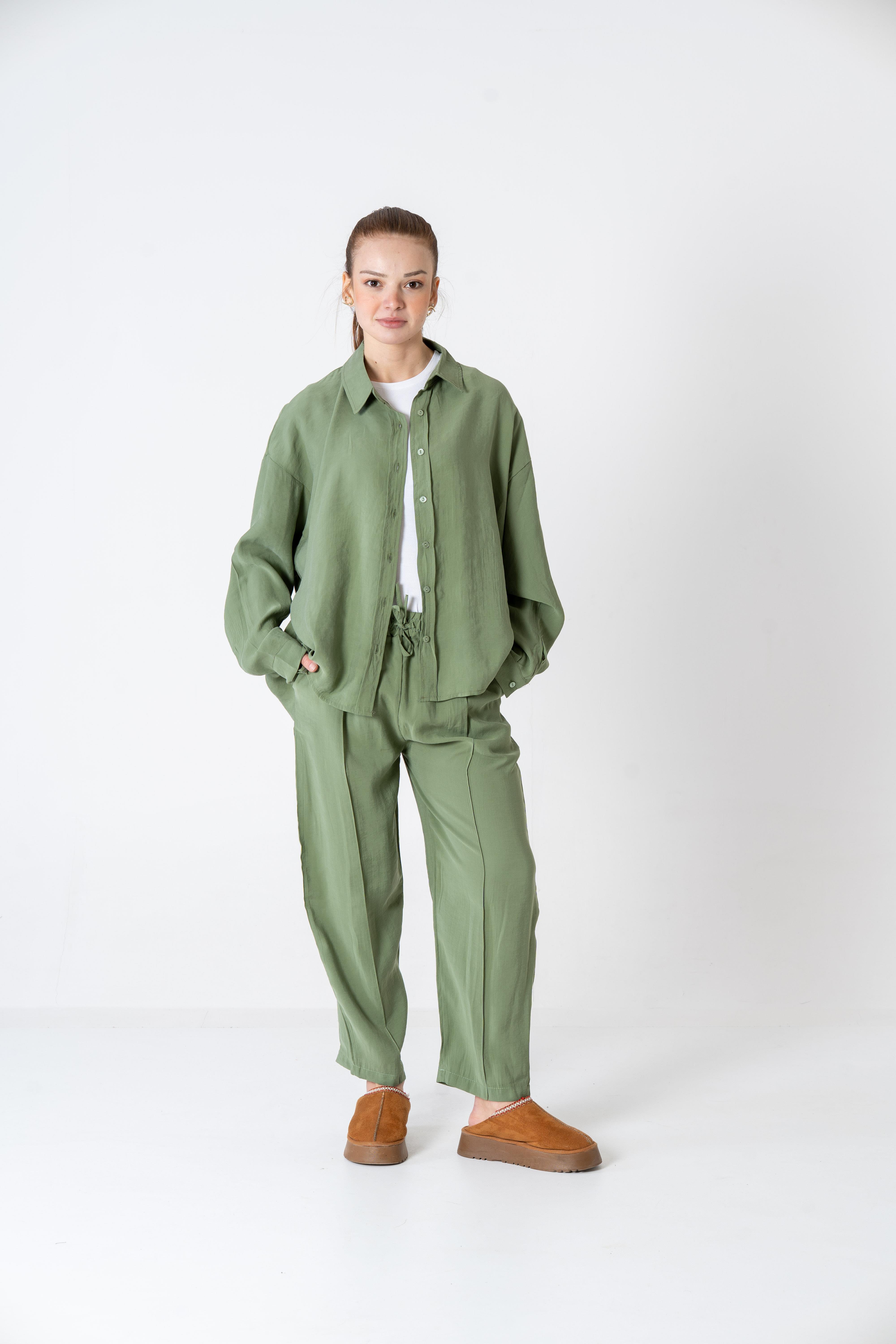 VerdeBlanco Oversize Önden Çimalı Pantolon ve Gömlek Takım Yeşil