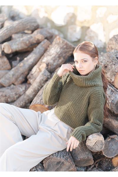 Balıkçı Yaka Örme Crop Kazak