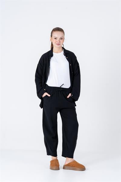 VerdeBlanco Rahat Kesim Krinkıl Jogger Pantolon ve Gömlek Takımı Siyah