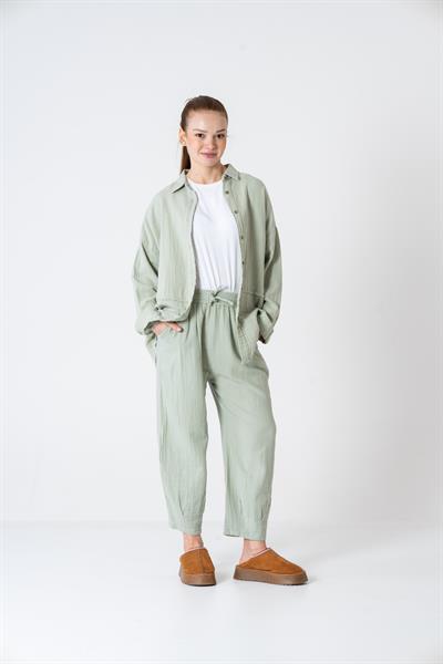 VerdeBlanco Rahat Kesim Krinkıl Jogger Pantolon ve Gömlek Takımı Mint Yeşil