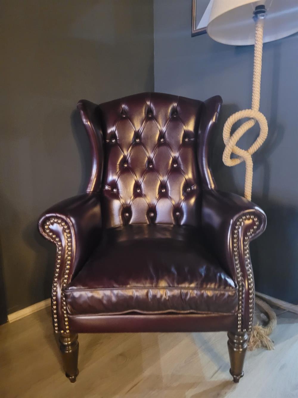 3A Gerçek Deri Kulaklı Berjer