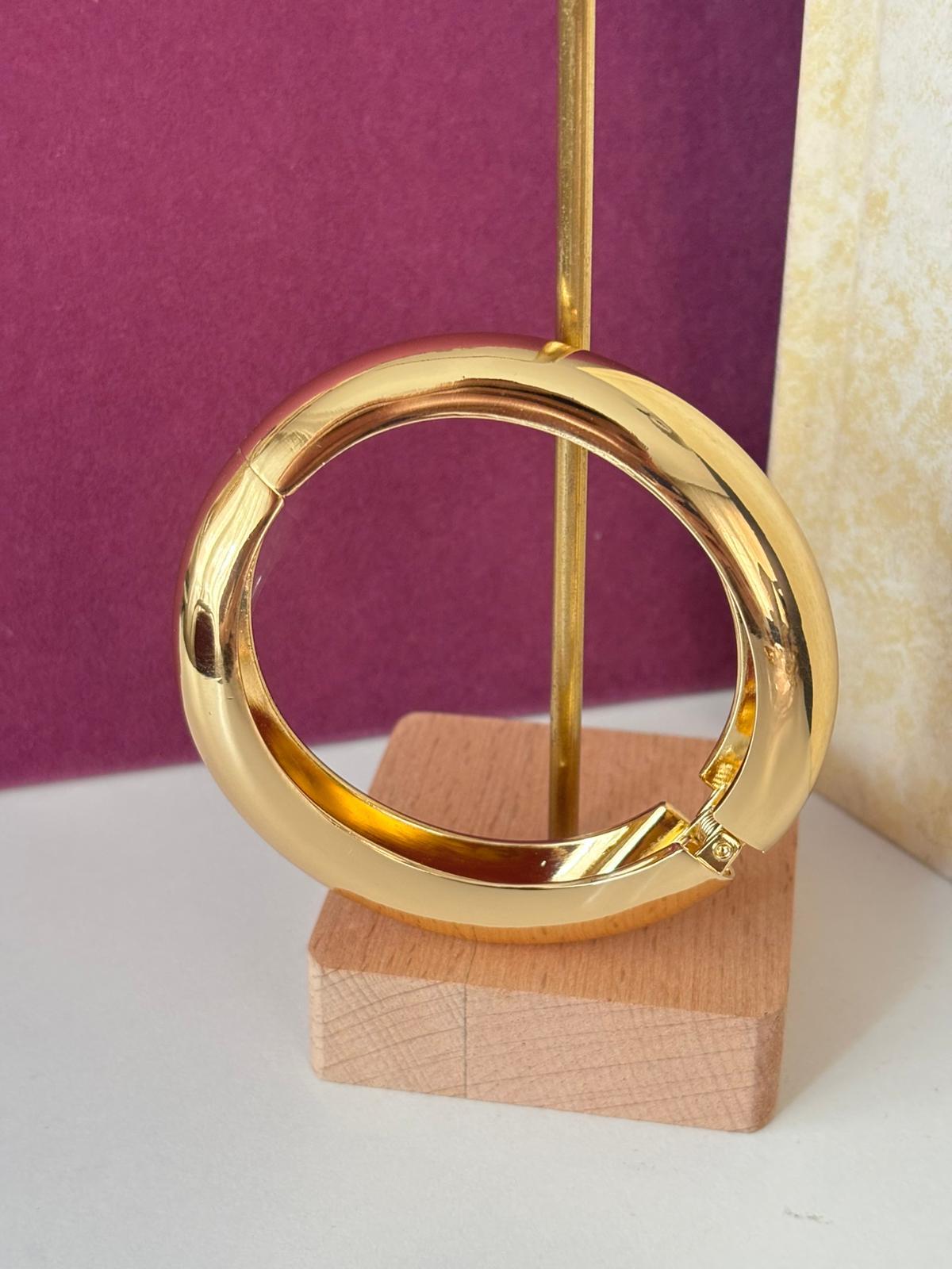 Gold Renk İnce Oval 80'ler Kelepçe