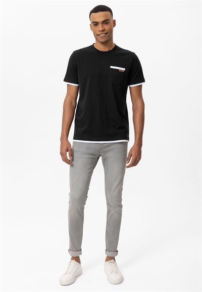 Siyah Erkek Cepli Regular Fit Basic T-Shirt