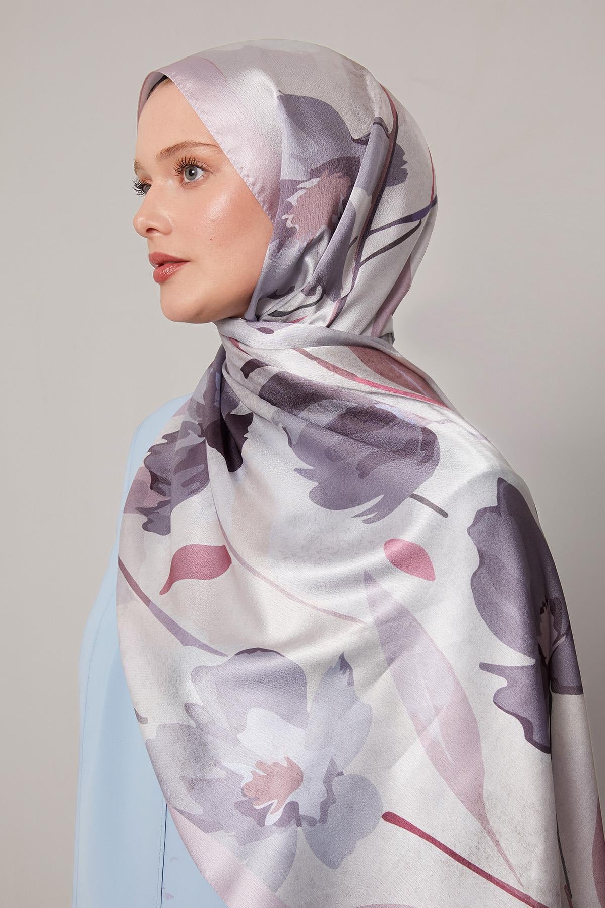 Fivescarf A.Pembe Somut Çiçek Desenli Vual İpek Şal