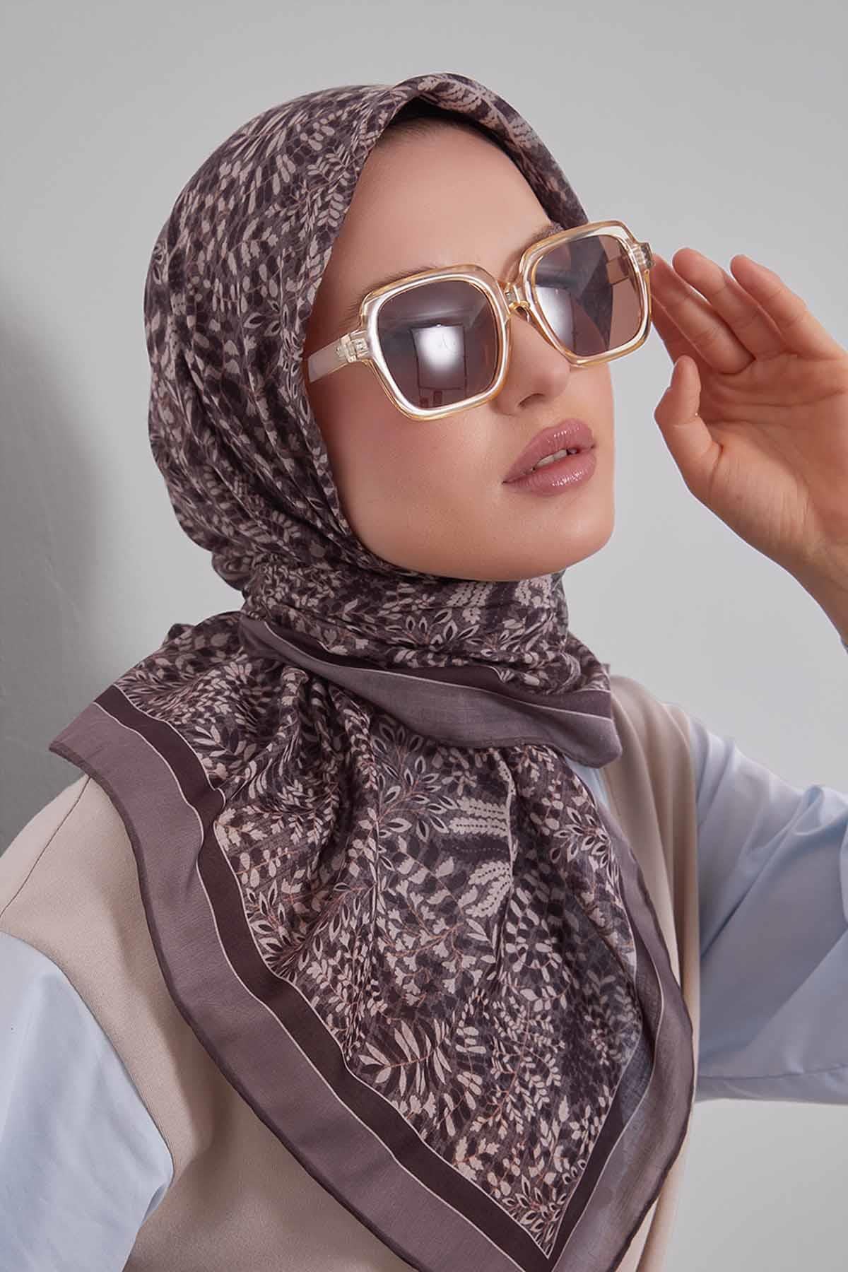 Fivescarf Acı Kahve Mini Yaprak Desen Silk Coton Eşarp