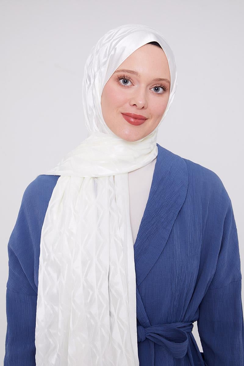 Fivescarf Beyaz Üçgen Desen Deluxe Devore Şal