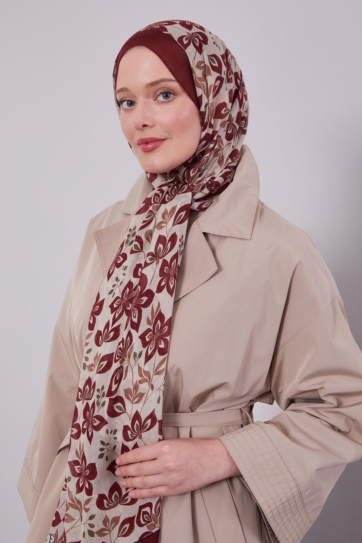 Fivescarf Kırmızı Çiçek Desenli Vivian Şal