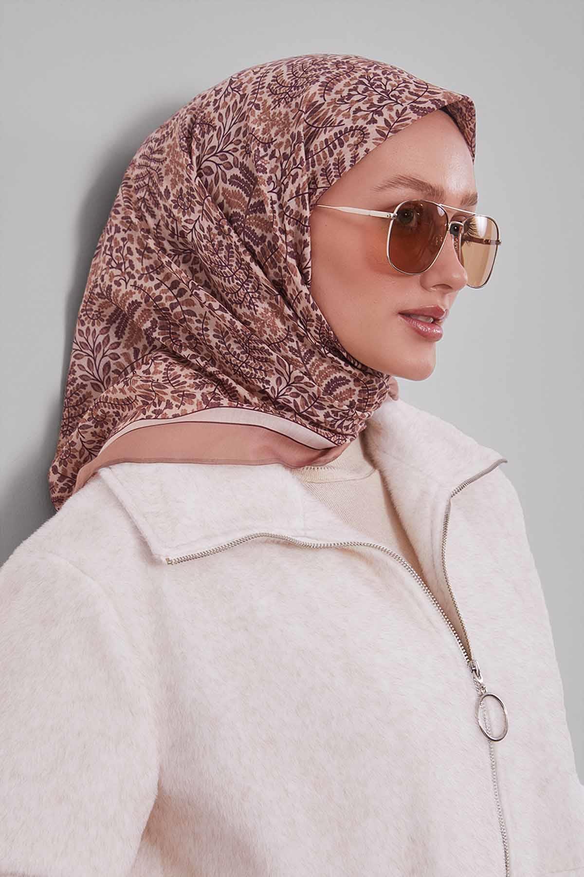 Fivescarf Latte Mini Yaprak Desen Silk Coton Eşarp