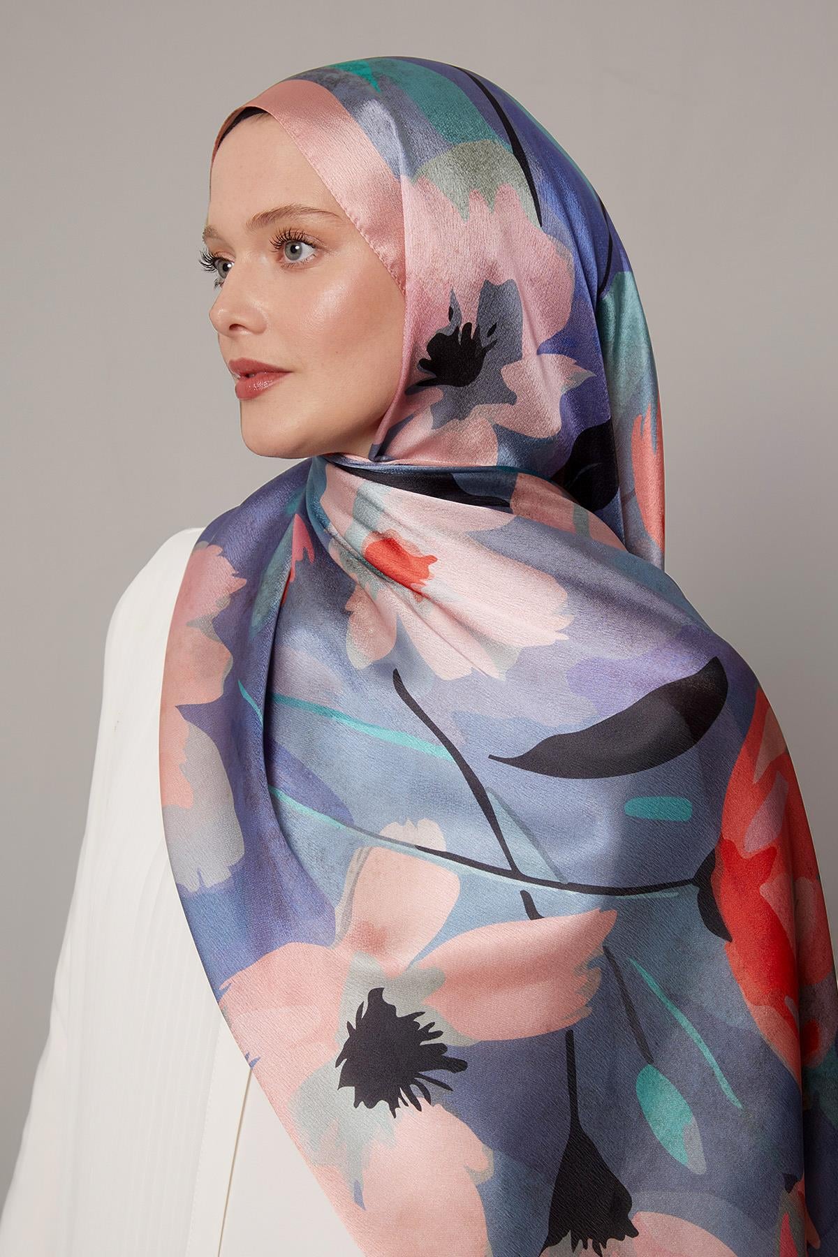 Fivescarf Pembe Somut Çiçek Desenli Vual İpek Şal