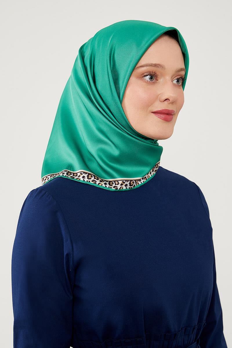 Fivescarf Yeşil Twill Digital Eşarp