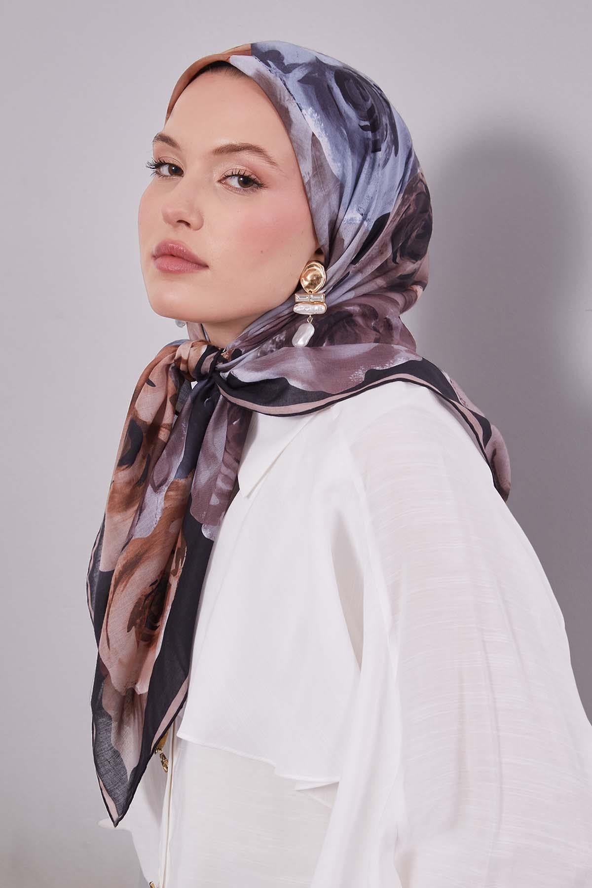 Fivescarf Acı Kahve Çiçek Desen Slik Coton Eşarp