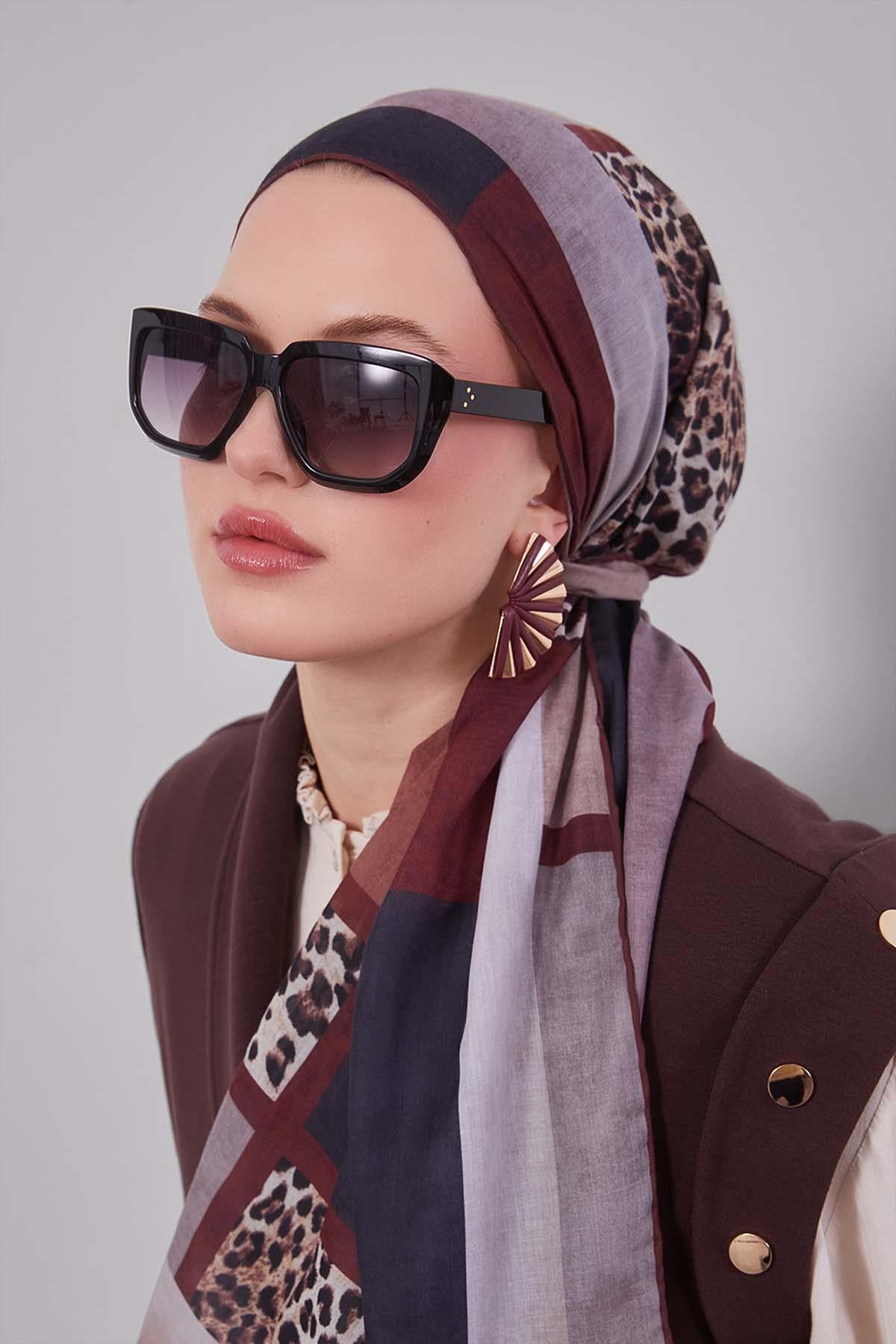 Fivescarf Acı Kahve Kenar Leopar Desenli Slik Coton Eşarp