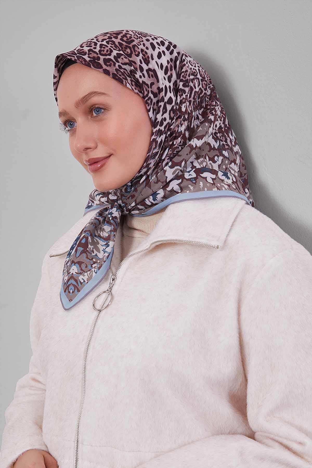 Fivescarf Bebe Mavisi Karışık Leopar Desen Silk Coton Eşarp