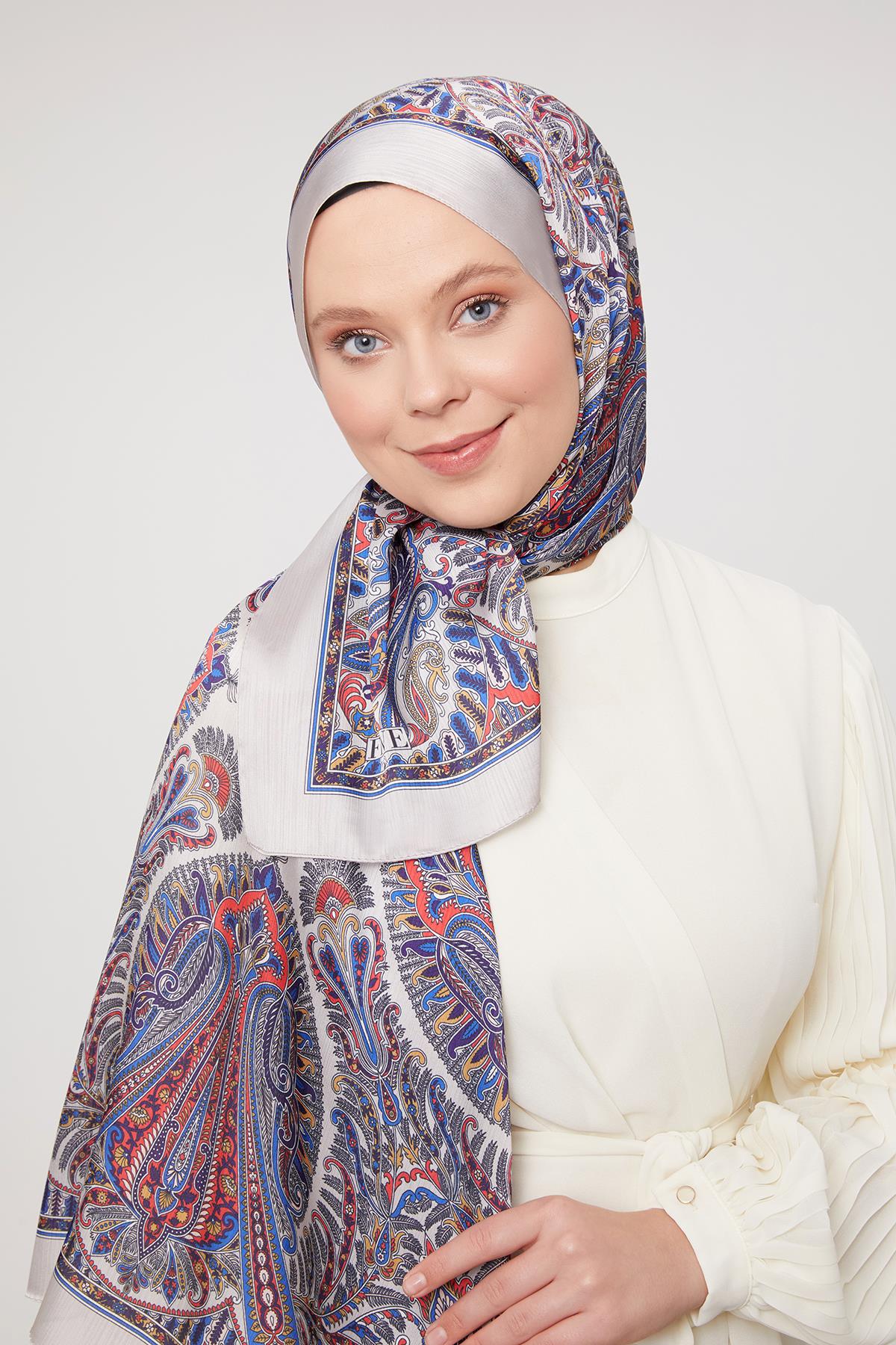 Fivescarf Bej Motif Desen Brand Şal