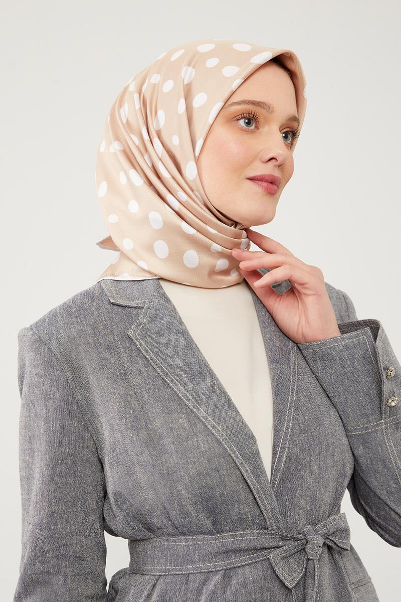 Fivescarf Bej Twill Digital Eşarp