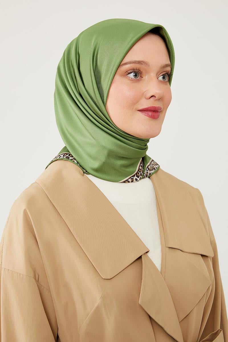 Fivescarf Fıstık Yeşili Twill Digital Eşarp