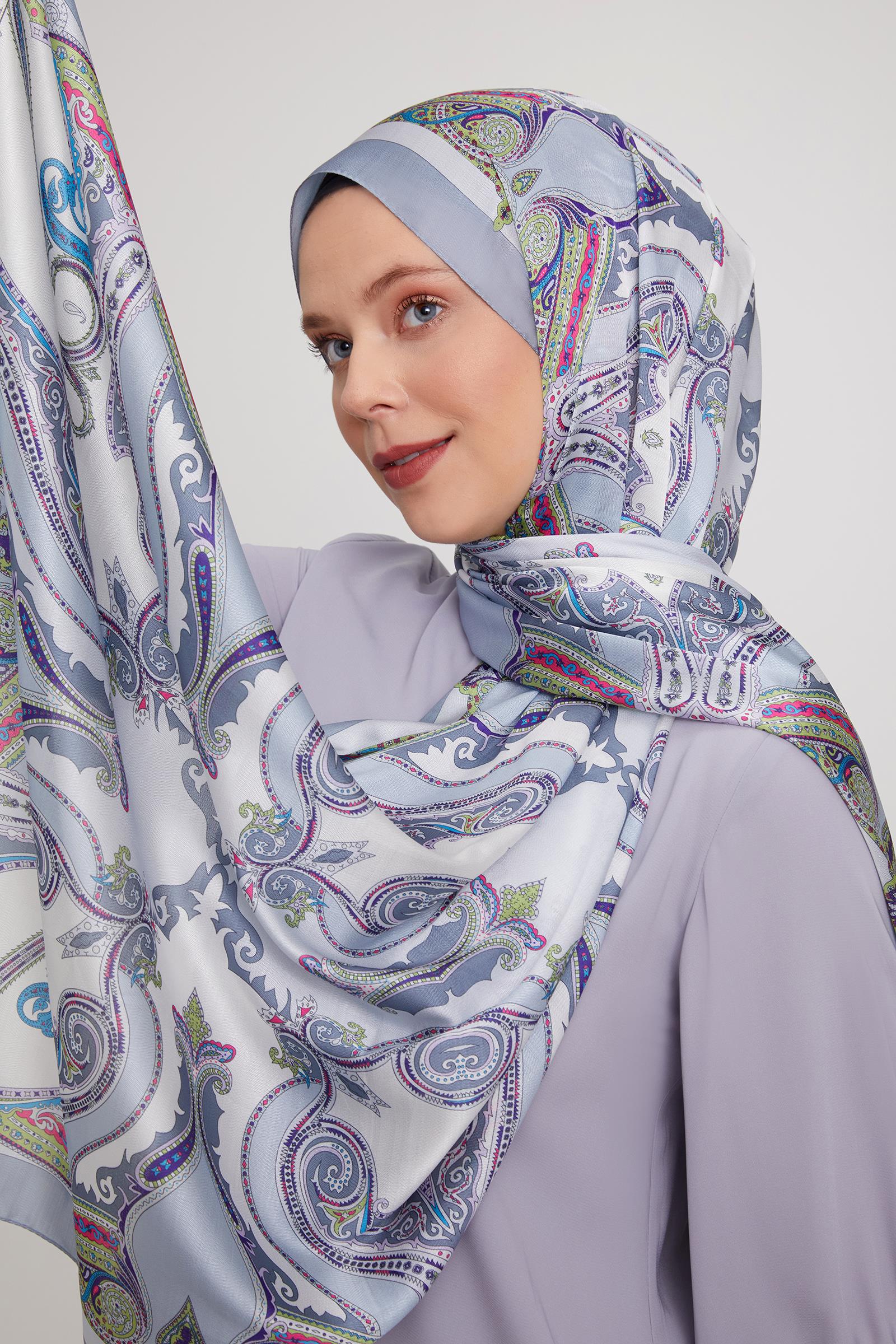 Fivescarf Gri Etnik Çini Desen Vual İpek Şal