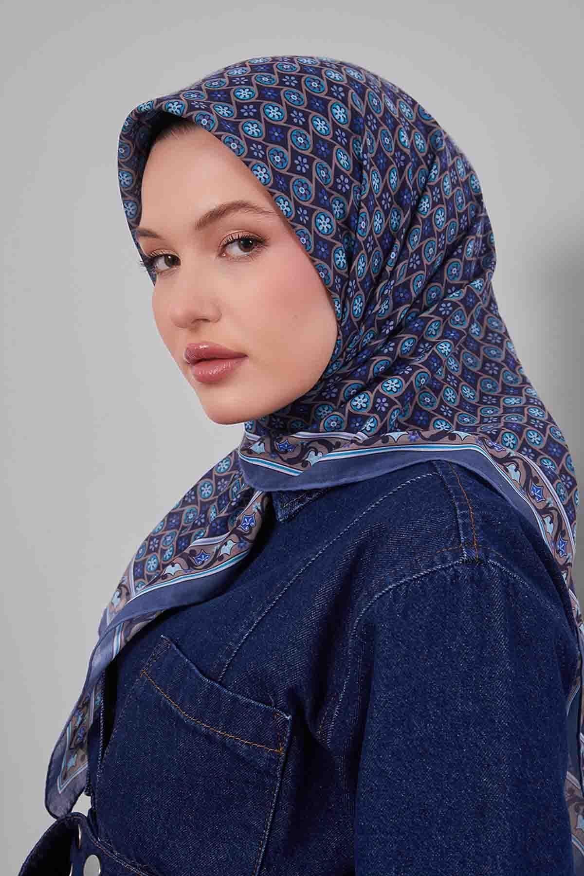 Fivescarf İndigo Papatya Desen Silk Coton Eşarp