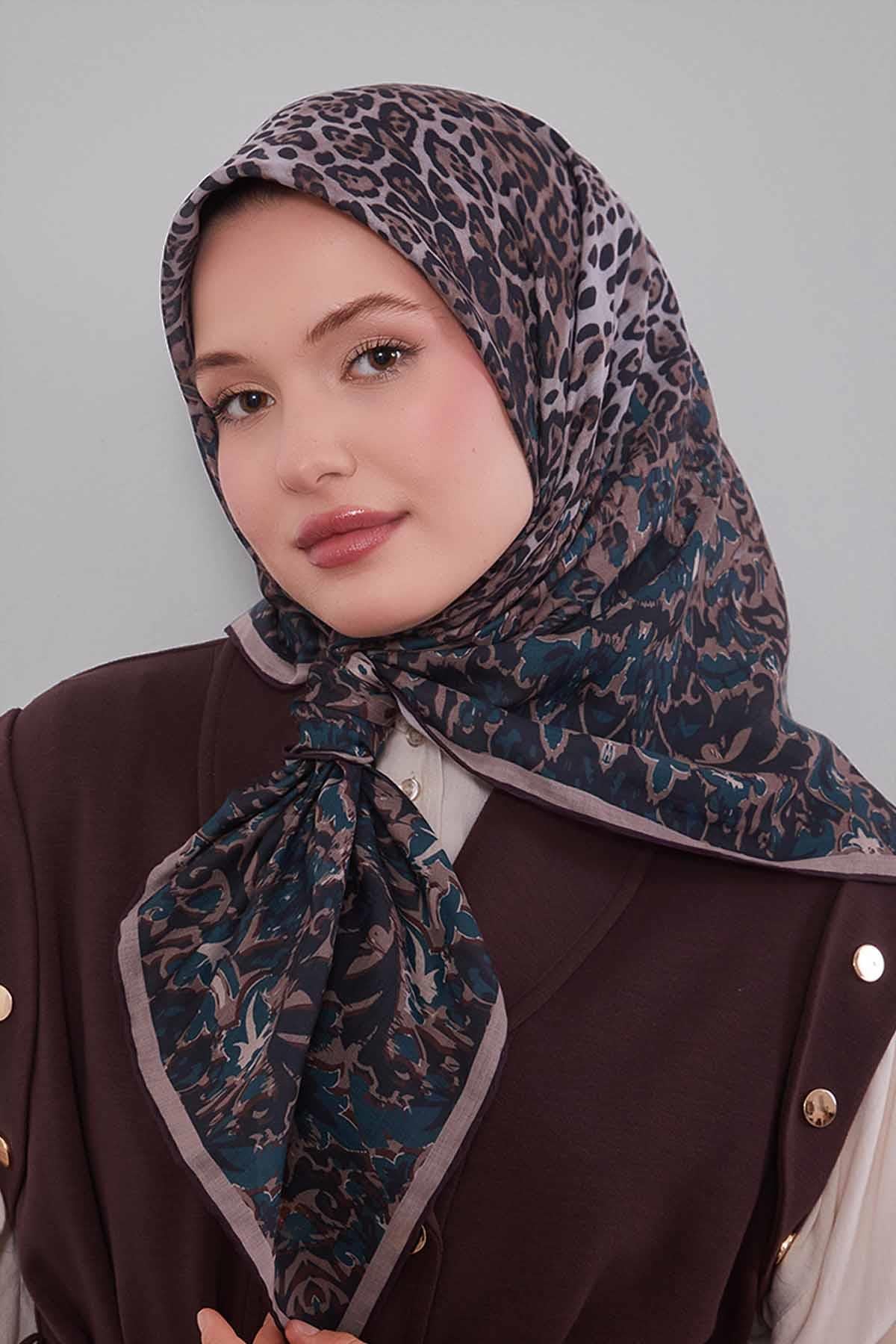 Fivescarf K.Yeşil Karışık Leopar Desen Silk Coton Eşarp