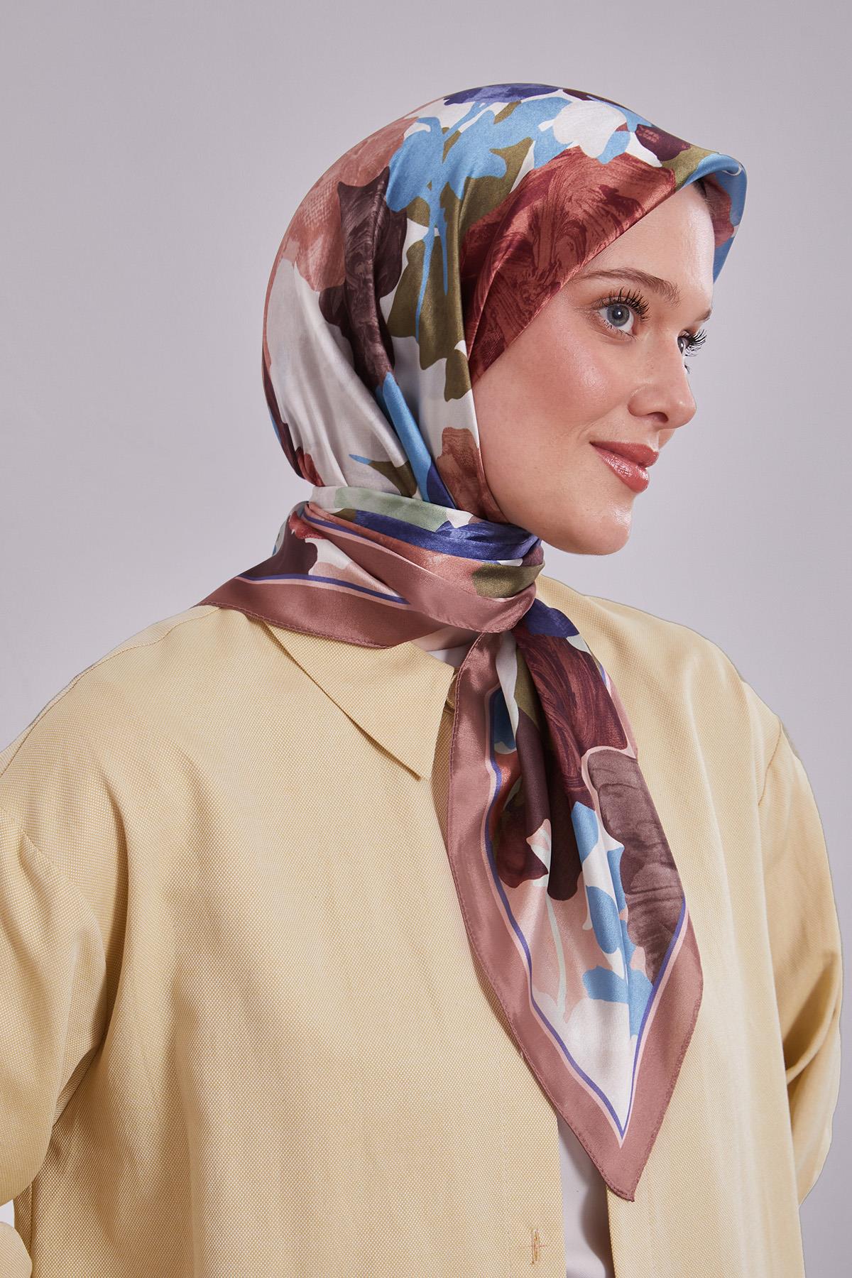 Fivescarf Kahve Gül Desen Kristal Eşarp