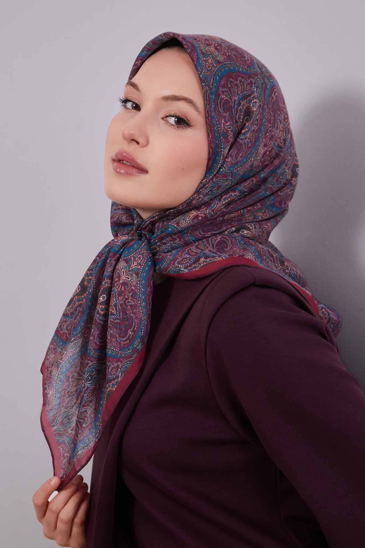 Fivescarf Kırmızı Çini Desen Silk Coton Eşarp