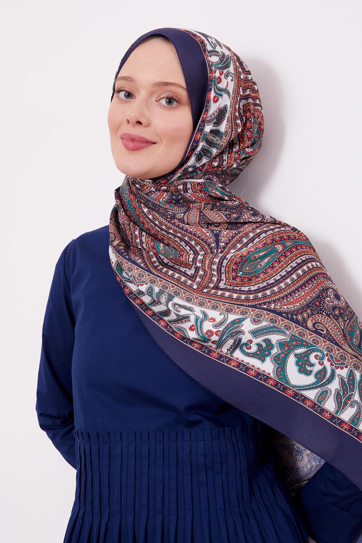 Fivescarf Lacivert-Kırmızı Etnik Desen Brand Şal