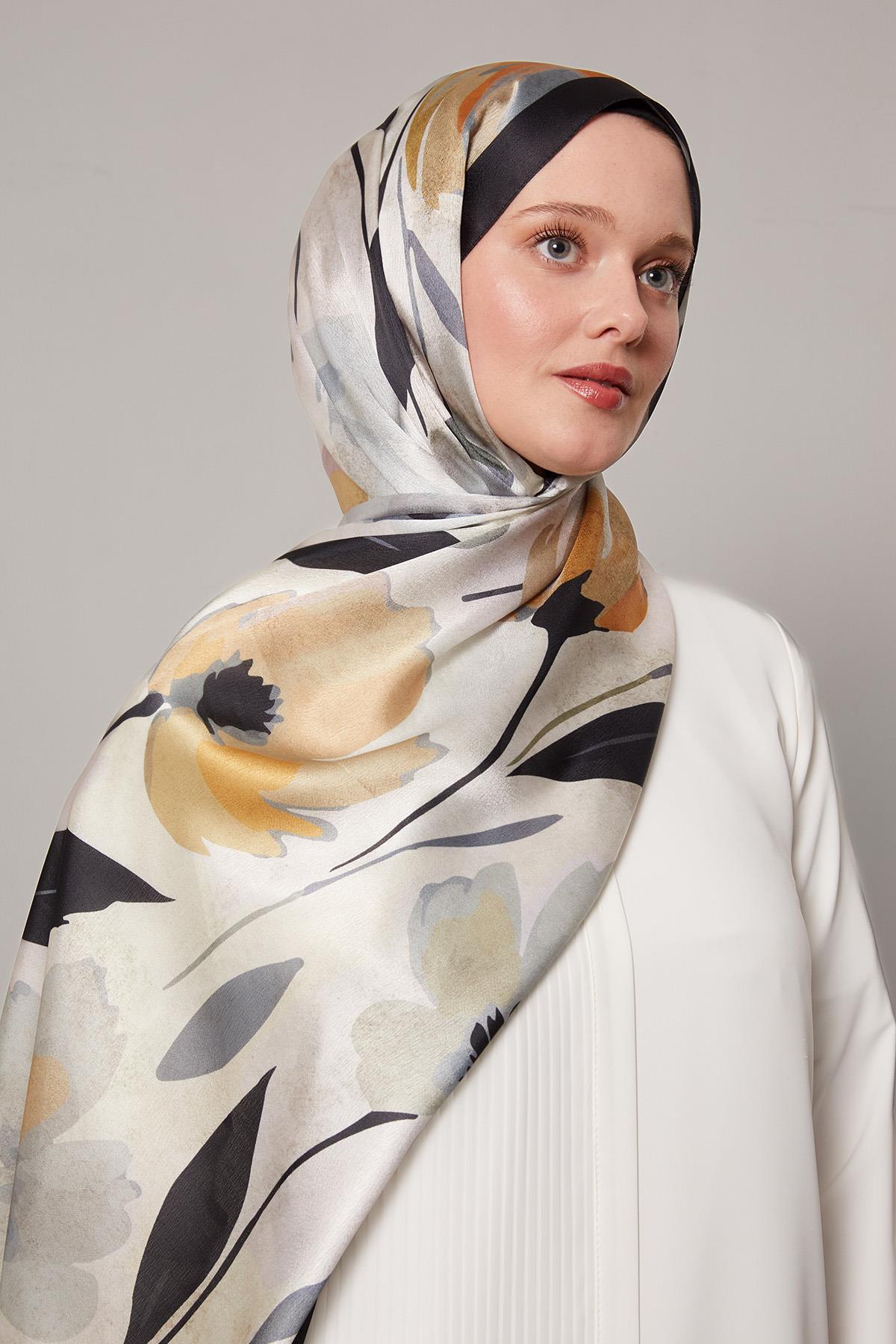 Fivescarf Lacivert Somut Çiçek Desenli Vual İpek Şal