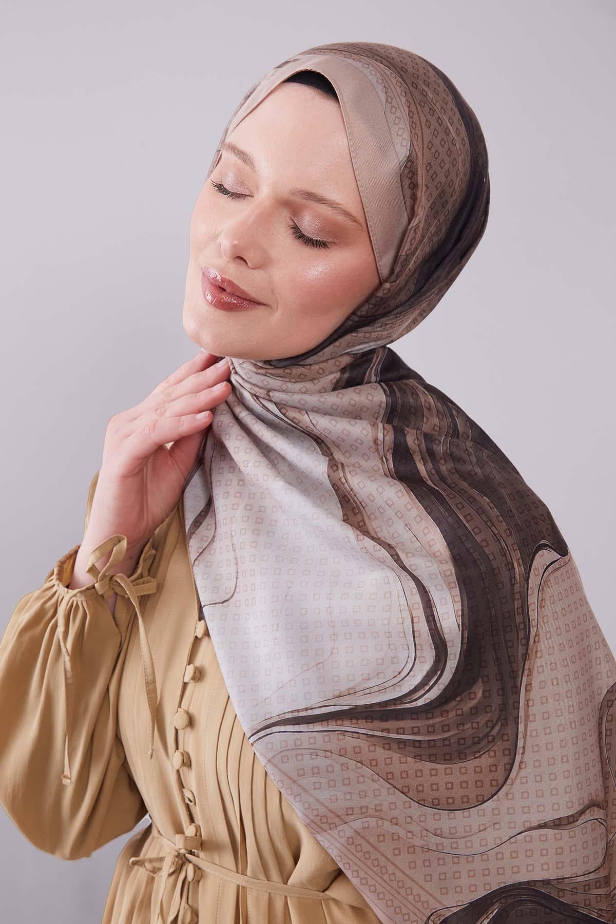 Fivescarf Latte Dalgalı Desenli Colver Şal