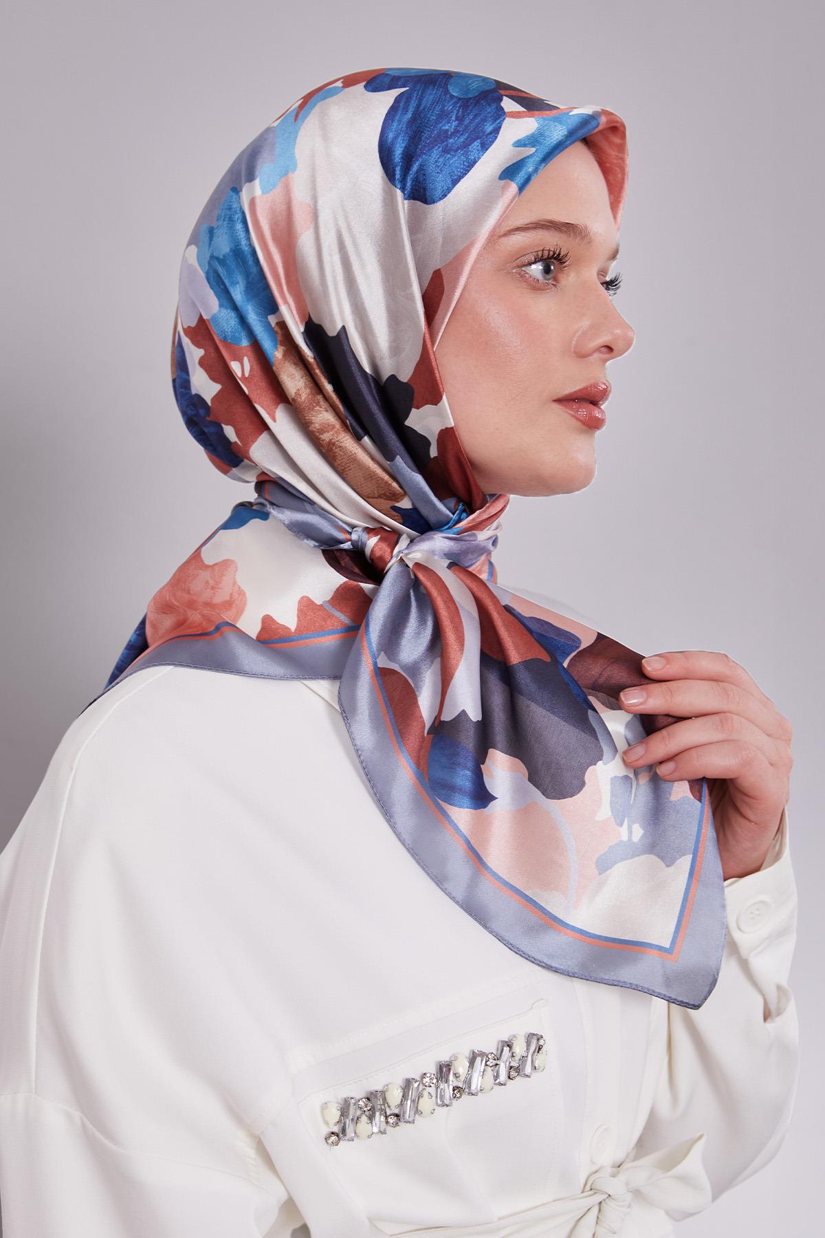 Fivescarf Mavi-İndigo Gül Desen Kristal Eşarp