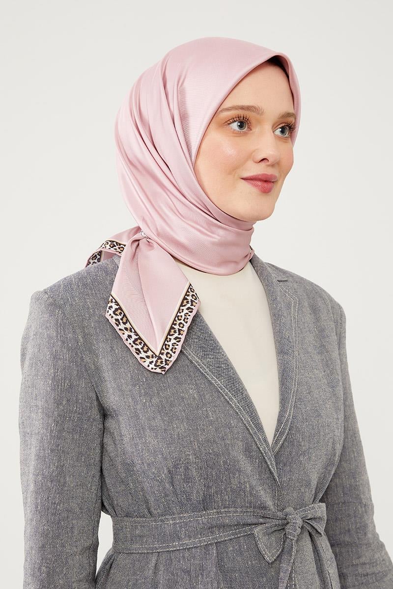 Fivescarf Pembe Twill Digital Eşarp